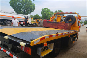 津南附近拖车电话号码服务